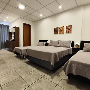 Apartamento Bilac - Amplos 2km Da Germanica